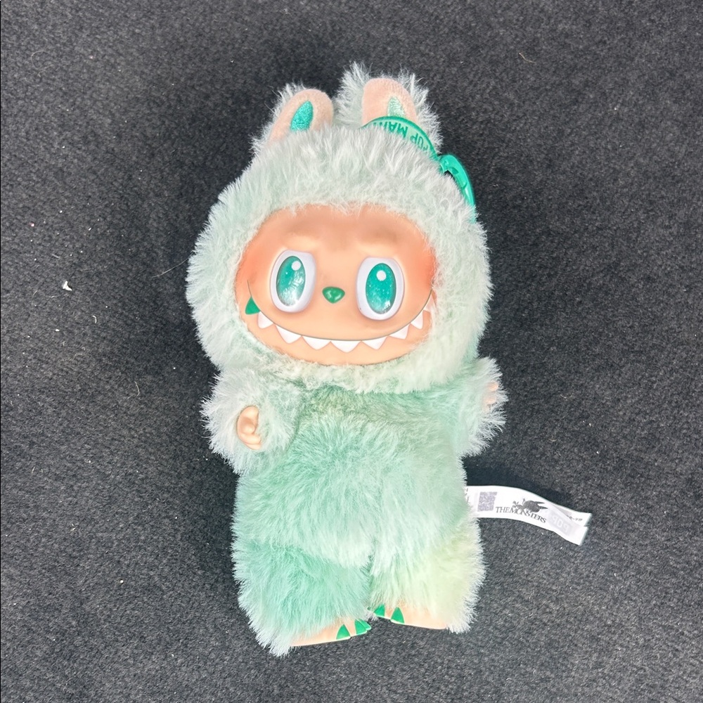 Labubu - Picture 1 of 3